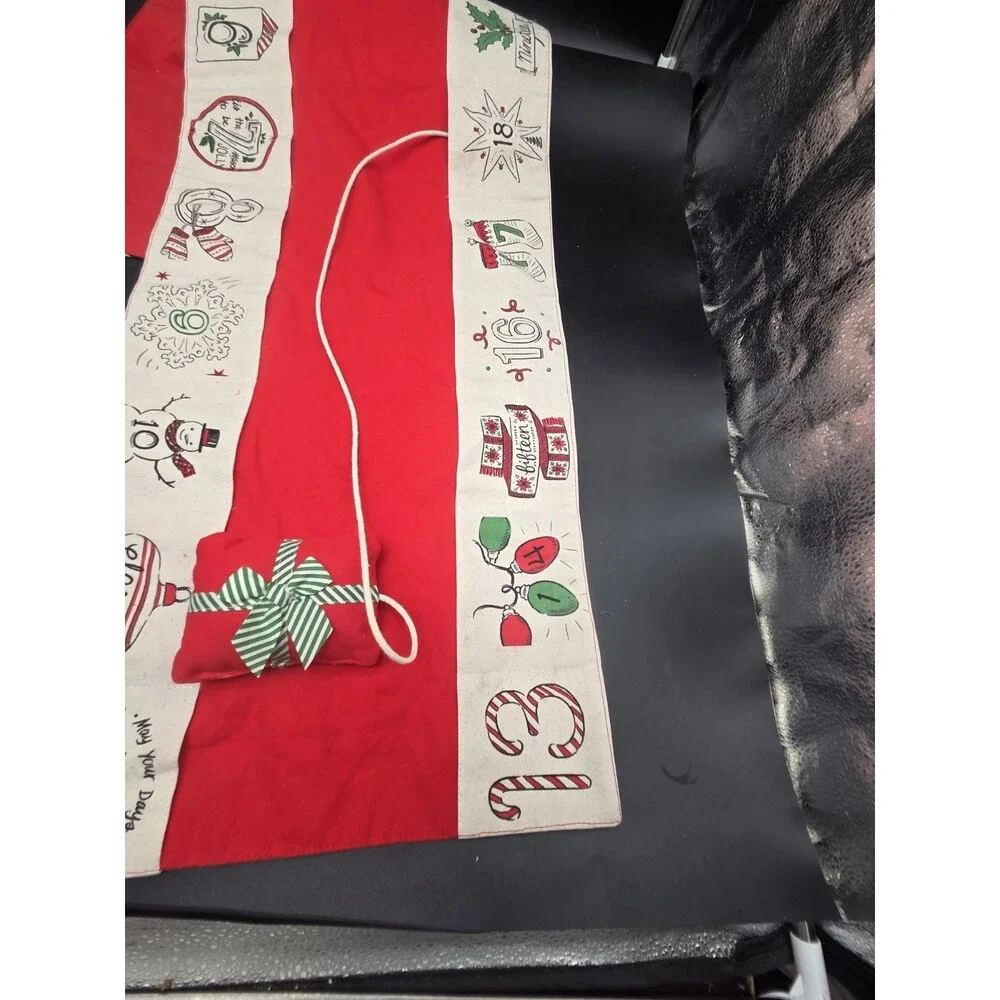 Advent Calendar Christmas Table Runner Red 14